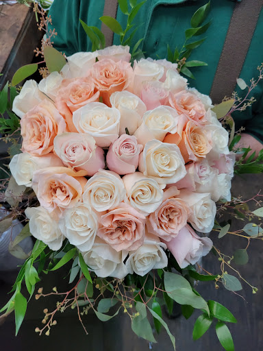 Florist «Dillon & Son Florists», reviews and photos, 180 Boston Ave, Stratford, CT 06614, USA