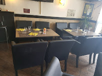 Atmosphère du Restaurant Métal Kafe à Saint-Genest-Lerpt - n°17