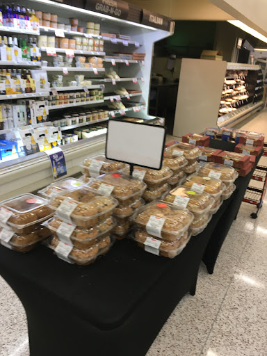 Supermarket «Hy-Vee», reviews and photos, 1951 S Main Ave, Sioux Center, IA 51250, USA