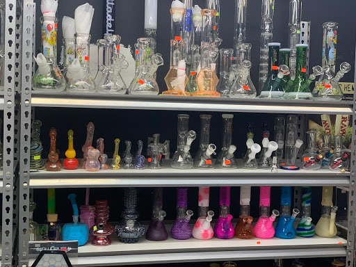 Tobacco Shop «Amsterdam Smoke Shop», reviews and photos, 510 W Court St, Seguin, TX 78155, USA