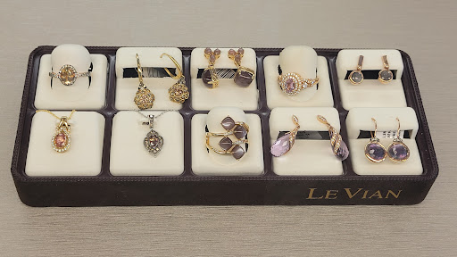 Jewelry Store «Jared The Galleria of Jewelry», reviews and photos, 5327 Concord Pike, Wilmington, DE 19803, USA