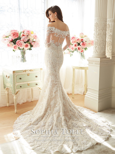 Bridal Shop «Amour Bridal», reviews and photos, 601 E Whitestone Blvd #408, Cedar Park, TX 78613, USA