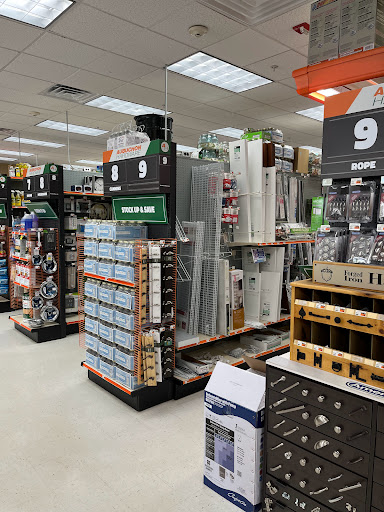 Hardware Store «Aubuchon Hardware», reviews and photos, 38 NH-25, Meredith, NH 03253, USA