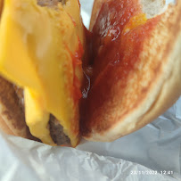 Cheeseburger du Restauration rapide McDonald's à Yssingeaux - n°3