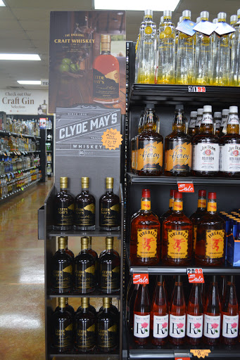 Liquor Store «19 Wine & Spirits», reviews and photos, 101 Verdae Blvd #190, Greenville, SC 29607, USA