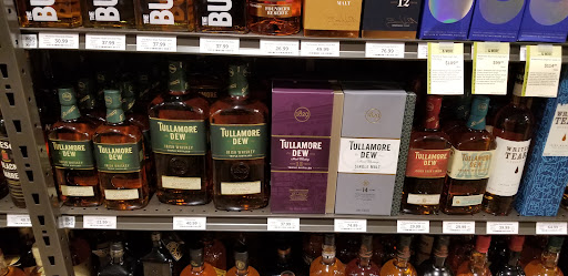 Wine Store «Total Wine & More», reviews and photos, 380 North Point Cir, Alpharetta, GA 30022, USA