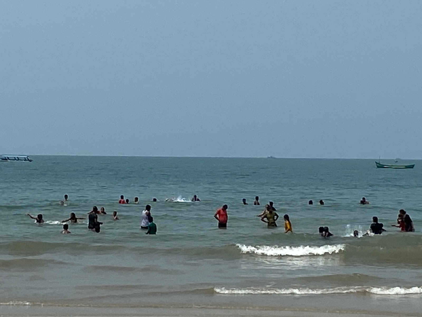 Foto af Murudeshwara Beach med høj niveau af renlighed