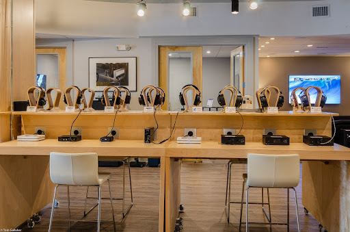 Home Audio Store «HiFi Buys», reviews and photos, 3157 Peachtree Rd NE, Atlanta, GA 30305, USA