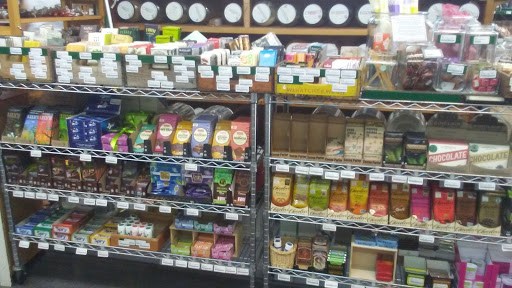 Grocery Store «Bear Foods Natural Market», reviews and photos, 125 E Woodin Ave, Chelan, WA 98816, USA