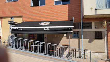 Café Bar H2O - C. Picones, 3, 47195 Arroyo de la Encomienda, Valladolid, Spain