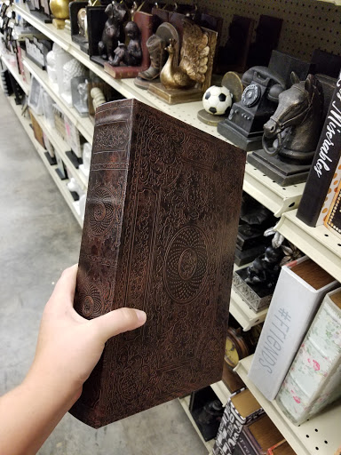 Home Goods Store «At Home», reviews and photos, 3900 Troup Hwy, Tyler, TX 75703, USA