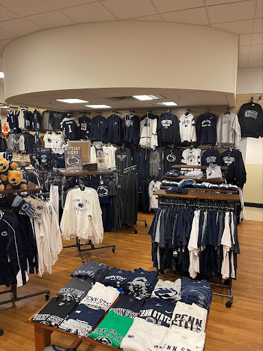 Sportswear Store «Rally House Oxford Valley», reviews and photos, 124 Commerce Blvd, Fairless Hills, PA 19030, USA