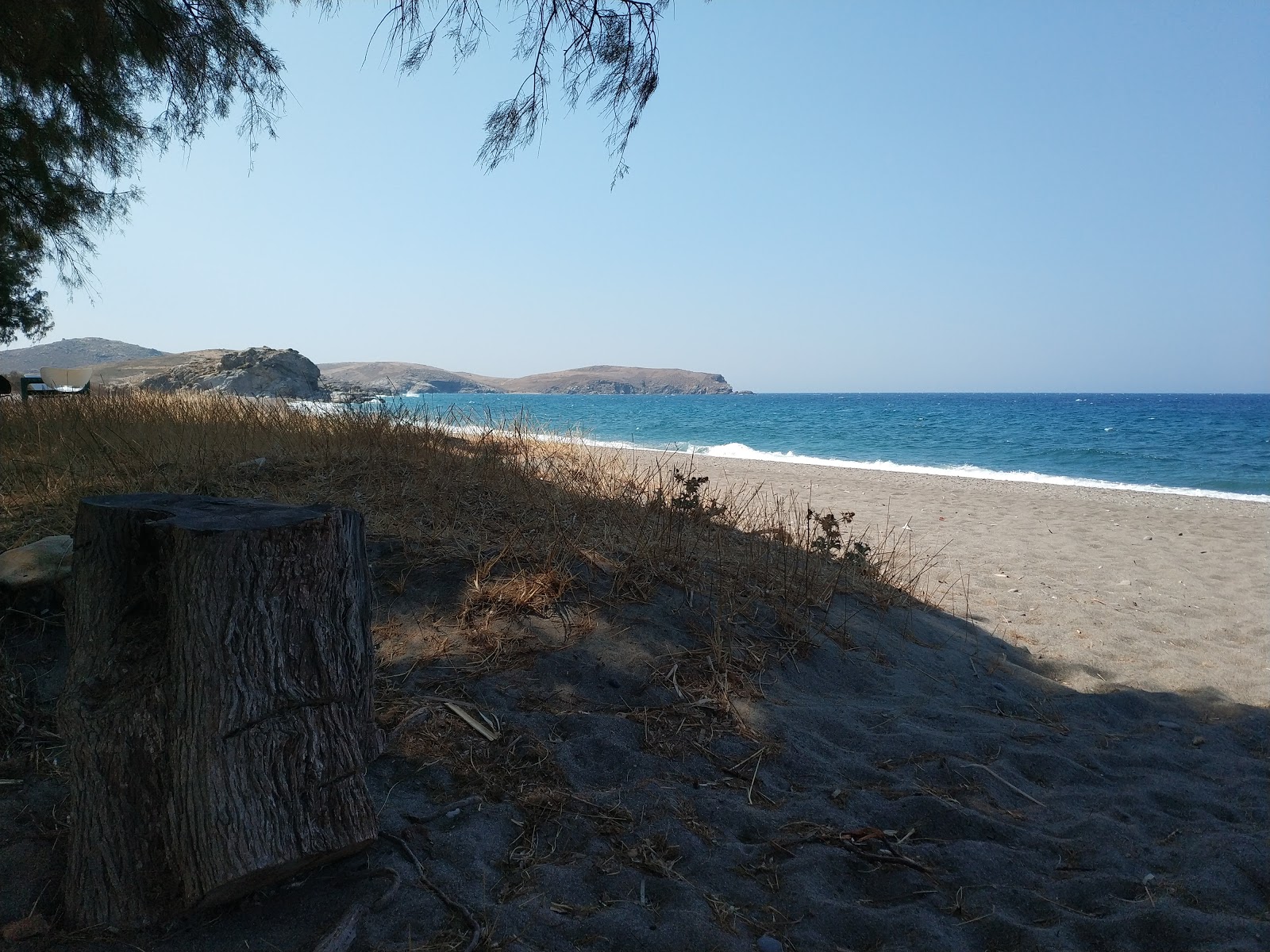 Photo of Faneromeni beach and its beautiful scenery