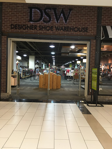 Shoe Store «DSW Designer Shoe Warehouse», reviews and photos, 3721 Palisades Center Dr, West Nyack, NY 10994, USA