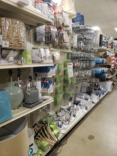 Home Goods Store «At Home», reviews and photos, 1325 N Meacham Rd, Schaumburg, IL 60173, USA