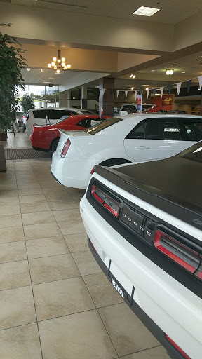 Henkel Chrysler Jeep Dodge, 1275 W Dickman Rd, Springfield, MI 49037, USA, 