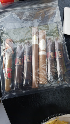 Tobacco Shop «Old Virginia Tobacco Company», reviews and photos, 1100 S Hayes St, Arlington, VA 22202, USA