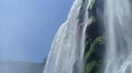 Cascadas de Tamul y Cueva del Agua