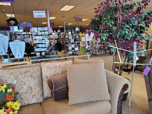 Thrift Store «Wings Resale Store», reviews and photos, 8349 W Golf Rd, Niles, IL 60714, USA