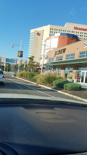 Shoe Store «SKECHERS Factory Outlet», reviews and photos, 121 N Arkansas Ave #316, Atlantic City, NJ 08401, USA