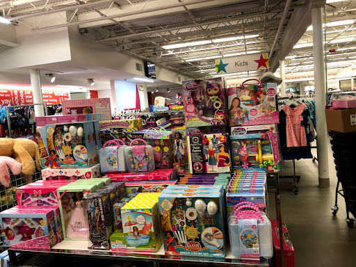 Shopping Mall «Lake Success Shopping Center», reviews and photos, 1526 Union Tpke, New Hyde Park, NY 11040, USA