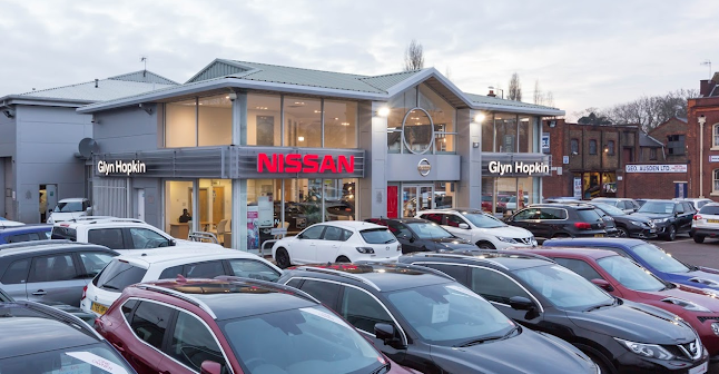 Reviews of Glyn Hopkin Nissan in Watford - Car dealer
