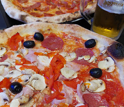 Altstadt Pizzeria - Pizzeria Nürnberg photo