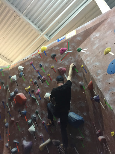 Rock Climbing Gym «Philadelphia Rock Gym - East Falls», reviews and photos, 3500 Scotts Ln B-3, Philadelphia, PA 19129, USA