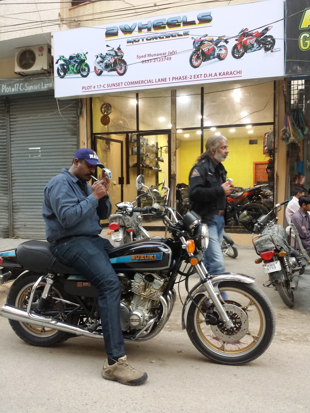 2 Wheels Motorcycle Store