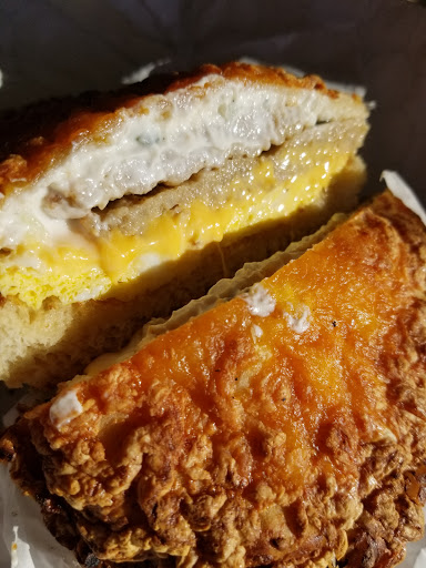 Donut Shop «Donut Castle», reviews and photos, 11831 E 13 Mile Rd, Warren, MI 48093, USA