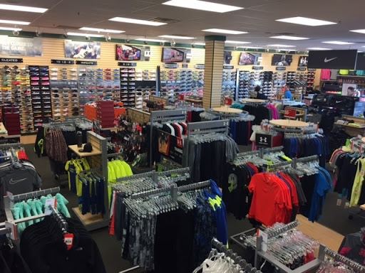 Shoe Store «Hibbett Sports», reviews and photos, 5721 Belleville Crossing St, Belleville, IL 62226, USA