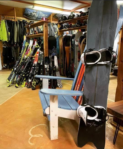 Ski Shop «Cabin Craft Snowboard & Ski Shop», reviews and photos, 2 Main St, Spring Mt, PA 19478, USA