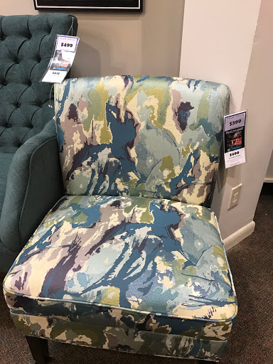 Furniture Store «Haynes Furniture», reviews and photos, 5324 Virginia Beach Blvd, Virginia Beach, VA 23462, USA