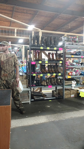 Shopping Mall «Flea Town USA», reviews and photos