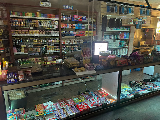 Grocery Store «A-G Market», reviews and photos, 807 Maplewood Ave, Bridgeport, CT 06605, USA