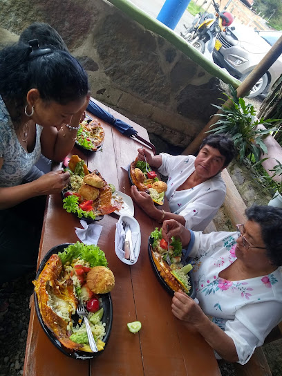 Restaurante Limón y Sal - Cra. 11 #05 18, Garagoa, Boyacá, Colombia