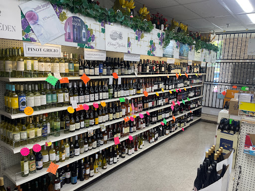 Liquor Store «Wine Rack & Liquor», reviews and photos, 1375 Blossom Hill Rd, San Jose, CA 95118, USA
