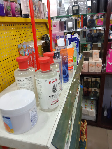 Dhoopy Dhoopy, 24 Randle Ave, Surulere, Lagos, Nigeria, Beauty Supply Store, state Lagos