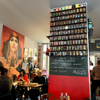 Atmosphère du Restaurant français Le Verre Moutarde restaurant Paris 17ème - n°7