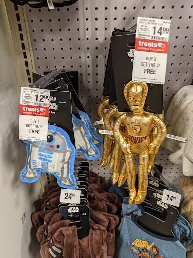 Pet Supply Store «PetSmart», reviews and photos, 8500 N Evanston Ave, Kansas City, MO 64157, USA