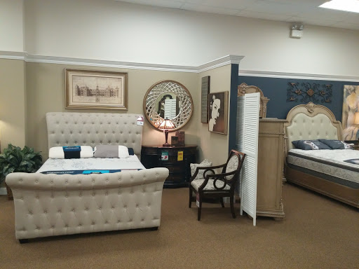 Furniture Store «Raymour & Flanigan Furniture and Mattress Store», reviews and photos, 440 NJ-440, Jersey City, NJ 07305, USA