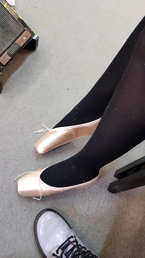 Stores to buy women's ballerinas Aberdeen