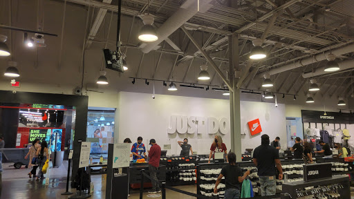 Sporting Goods Store «Nike Factory Store», reviews and photos, 447 Great Mall Dr #484, Milpitas, CA 95035, USA