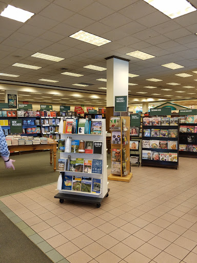Book Store «Barnes & Noble», reviews and photos, 300 Andover Park W, Tukwila, WA 98188, USA