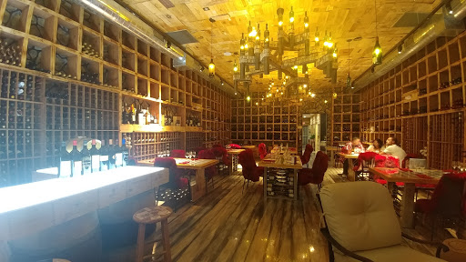 Wine Store «Wine Watch Inc», reviews and photos, 901 Progresso Dr # L11, Fort Lauderdale, FL 33304, USA