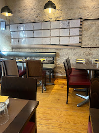 Atmosphère du Restaurant coréen Sambuja - Restaurant Coréen 삼부자 식당 à Paris - n°9