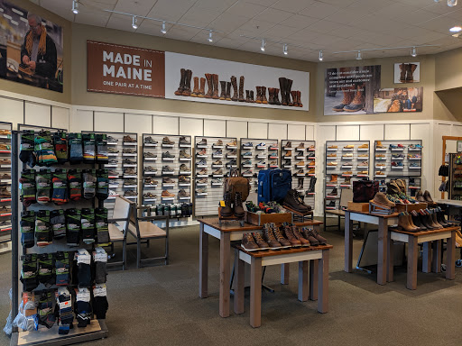 Clothing Store «L.L. Bean», reviews and photos, 3710 Route 9 South, Freehold, NJ 07728, USA