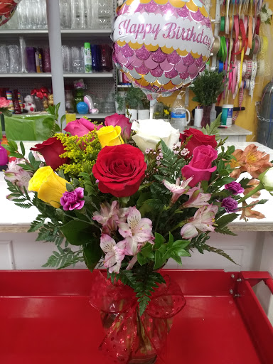 Grocery Store «Balboa Market», reviews and photos, 7613 Balboa Blvd, Van Nuys, CA 91406, USA