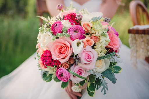 Florist «Alfa Flower Shop», reviews and photos, 7001 W North Ave, Wauwatosa, WI 53213, USA