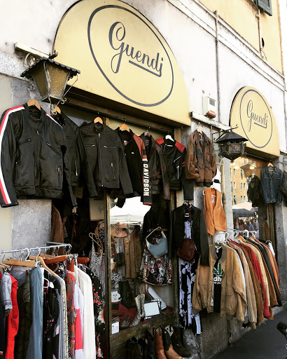 Pin up clothing stores Milan